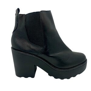 Steve Madden GRETTA Boots Black 9/39 Chunky Leather Chelsea Ankle Bootie Grunge